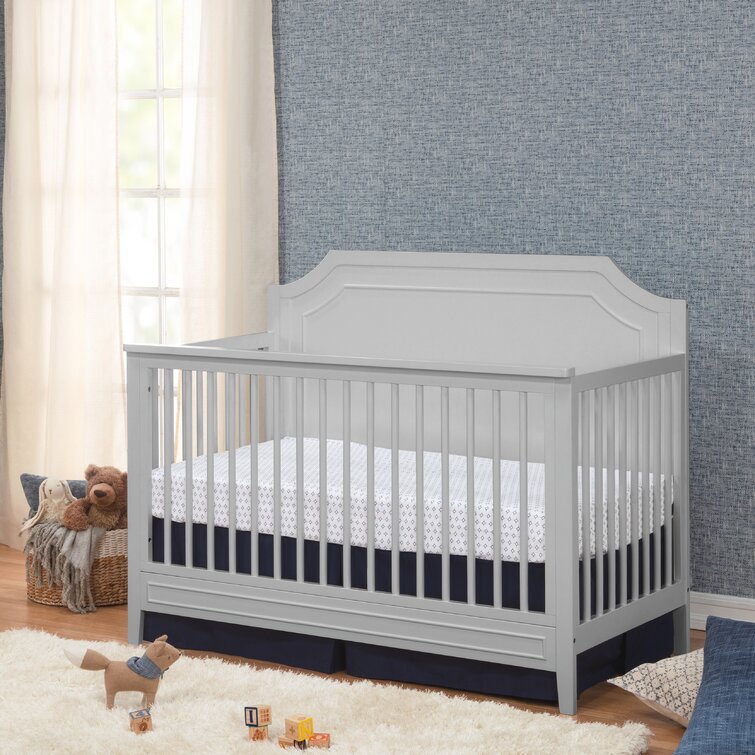 Ava regency outlet crib